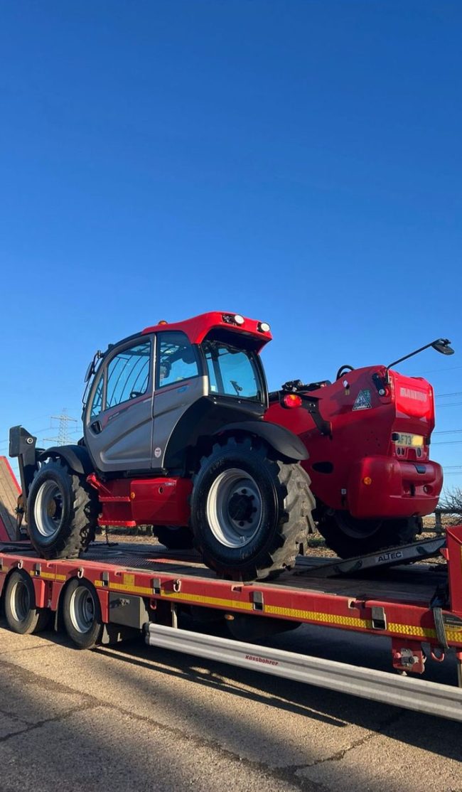 Manitou MT1440 telehandler